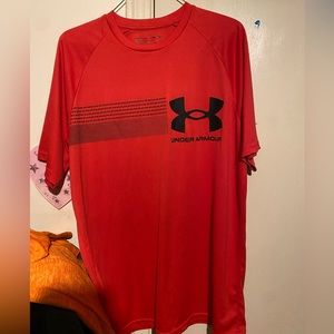 Under Armour red heat gear shirt size medium